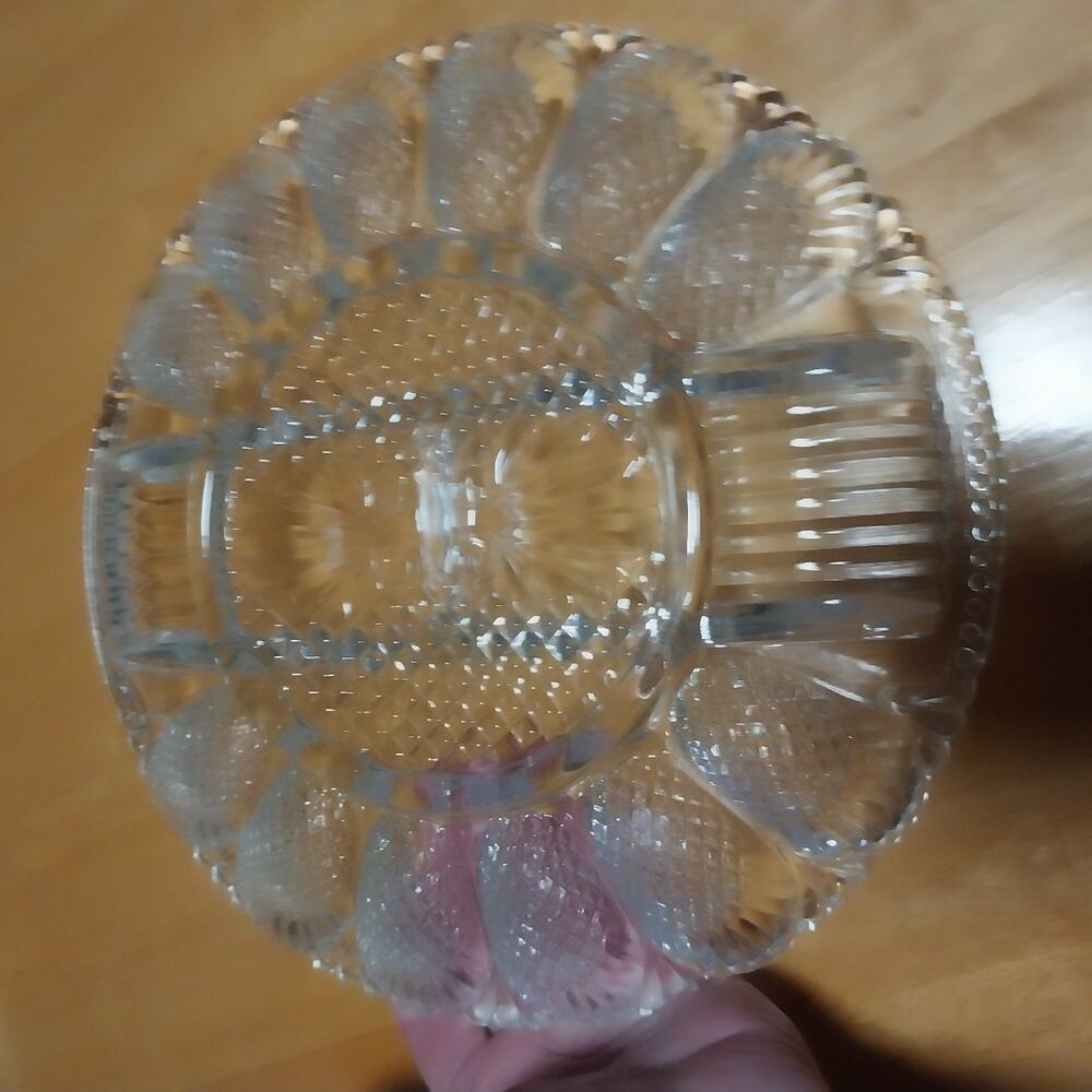 Vintage L.E. Smith "Heritage" Glass Deviled Egg Tray - Picture 2 of 3